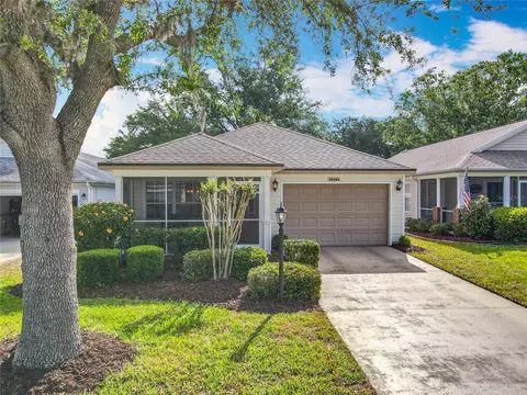 25044 Cranes Roost Cir, Leesburg, FL 34748