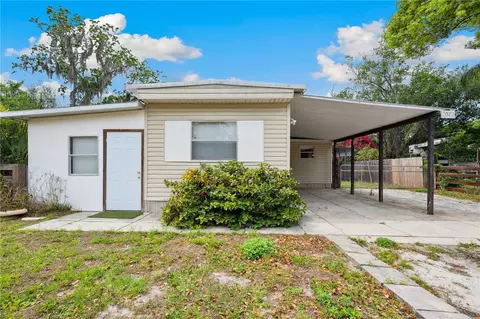 2072 NW 10th Ter, Lake Panasoffkee, FL 33538