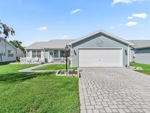 530 Valencia Pl, The Villages, FL 32159