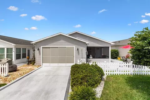 1513 Lozano Ave, The Villages, FL 32159