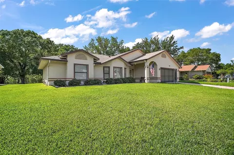 27022 Racquet Cir, Leesburg, FL 34748