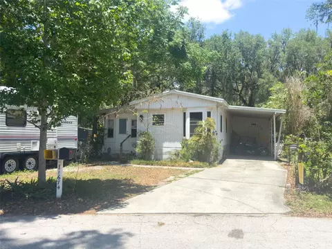 1674 Cr 434, Lake Panasoffkee, FL 33538