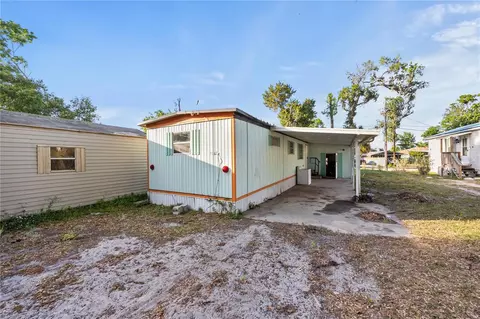 1098 NW 7th Blvd, Lake Panasoffkee, FL 33538