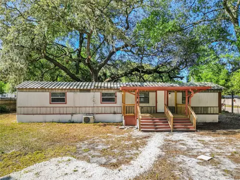 700 SE 129th Ter, Silver Springs, FL 34488