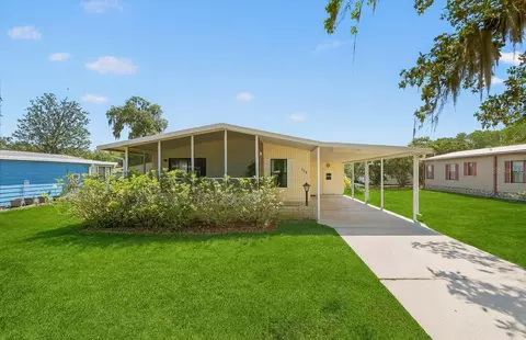 104 Winterberry Ave, Wildwood, FL 34785