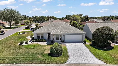 1902 Del Norte Dr, Lady Lake, FL 32159