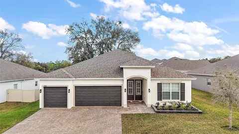 488 Avila Pl, Howey In The Hills, FL 34737