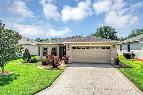 4041 Arlington Ridge Blvd, Leesburg, FL 34748