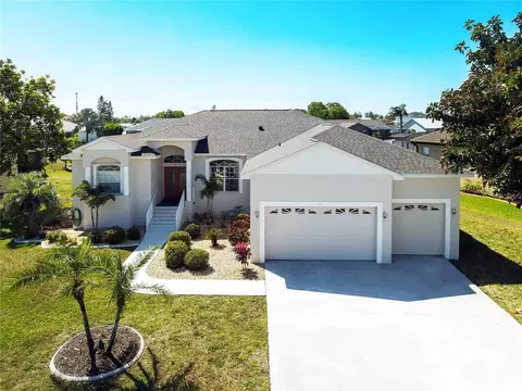 802 Eagle Ln, Apollo Beach, FL 33572 photo 1