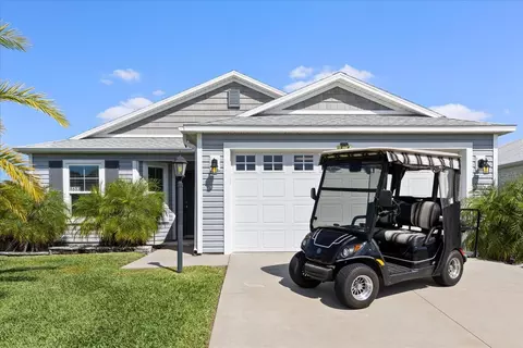 1633 Manserra St, The Villages, FL 32163