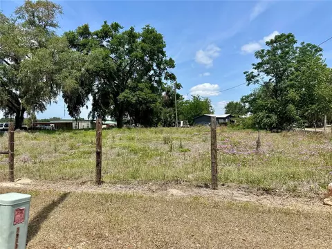 7252 Cr 710, Center Hill, FL 33514