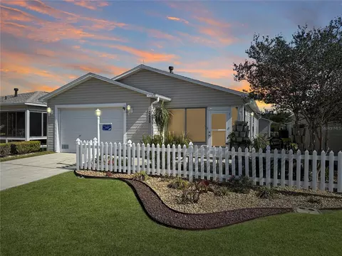 2449 Kingstree Pl, The Villages, FL 32162