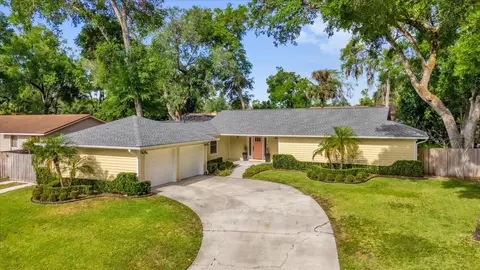 941 Larson Dr, Altamonte Springs, FL 32714