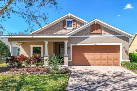 105 Cupania Ct, Groveland, FL 34736