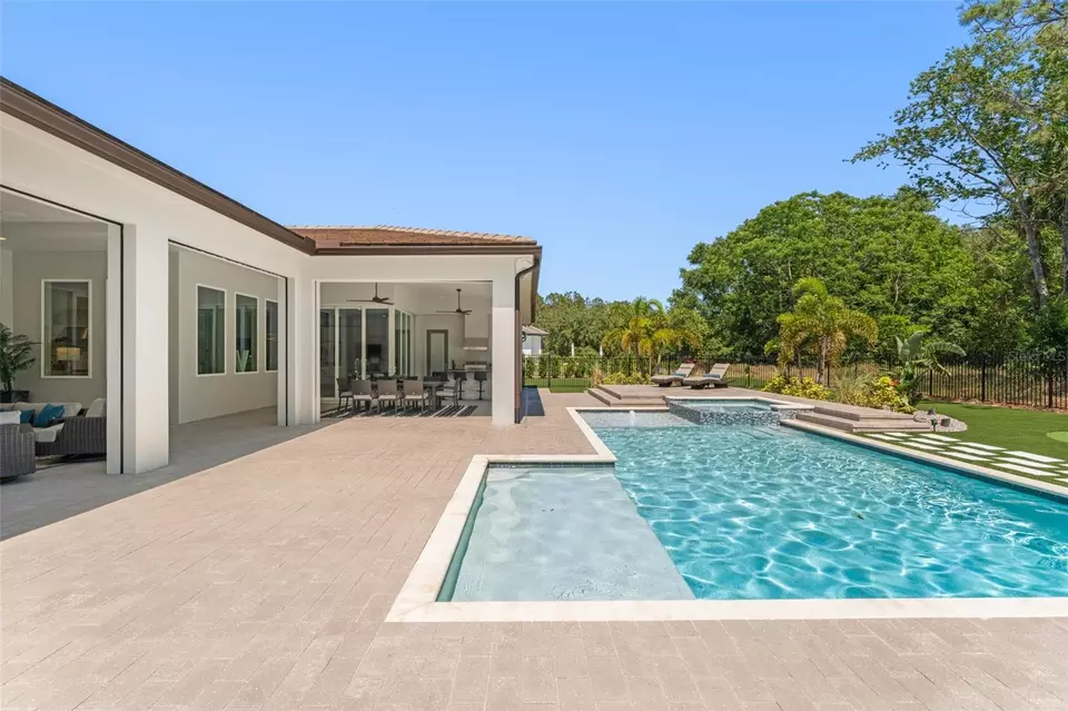 Exterior - 15500 Pendio Dr, Montverde, FL 34756 photo 10 of 18