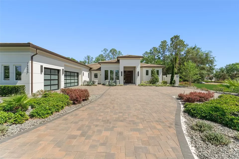 Exterior - 15500 Pendio Dr, Montverde, FL 34756 photo 3 of 18