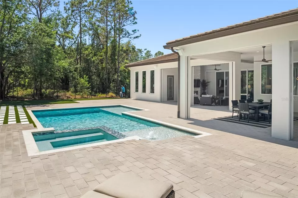Exterior - 15500 Pendio Dr, Montverde, FL 34756 photo 8 of 18