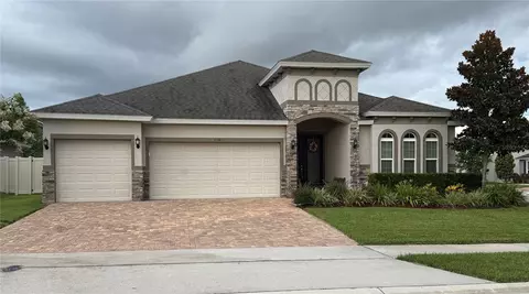 2504 Cavender Creek Rd, Minneola, FL 34715