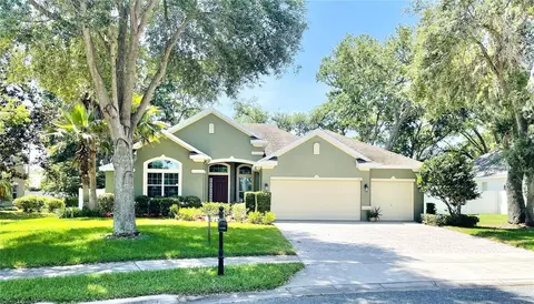 105 E Blue Water Edge Dr, Eustis, FL 32736 photo 1