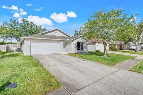 2136 Fish Eagle St, Clermont, FL 34714