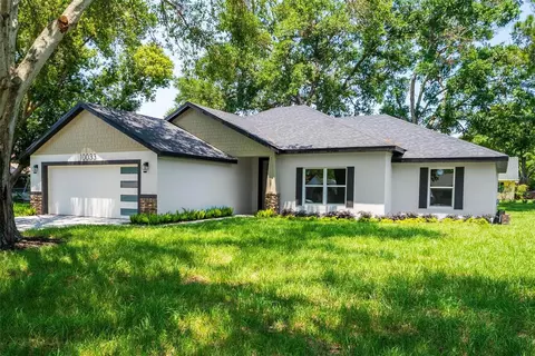 10033 Canterbury Dr, Leesburg, FL 34788