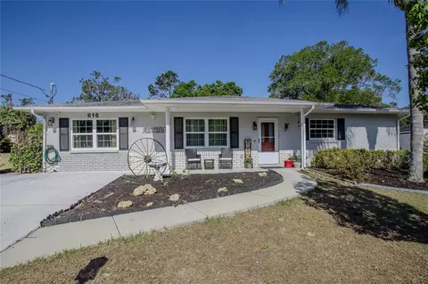 616 Third Ave, Lady Lake, FL 32159