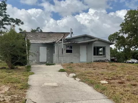 447 E Desoto St, Clermont, FL 34711