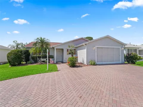 3266 Woodridge Dr, The Villages, FL 32162
