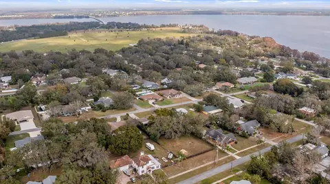 E Laurel Avenue, Howey In The Hills, FL 34737