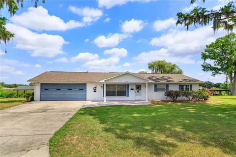 1110 Fairfax St, Leesburg, FL 34748