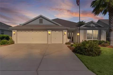 2124 Hames Ln, The Villages, FL 32162