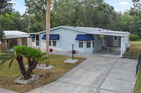 522 Saint Andrews Blvd, Lady Lake, FL 32159