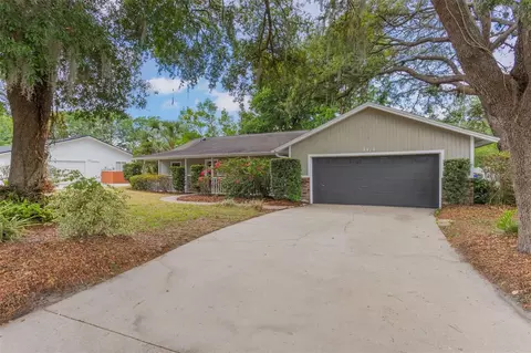 8410 Lake Bosse Dr, Orlando, FL 32810