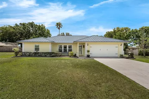 111 Ridgeview Cir, Eustis, FL 32726