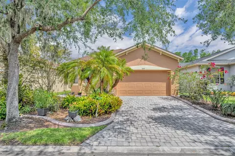 684 Grand Canal Dr, Kissimmee, FL 34759