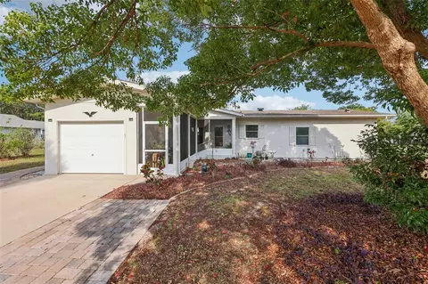 1 Aberdeen Cir, Leesburg, FL 34788