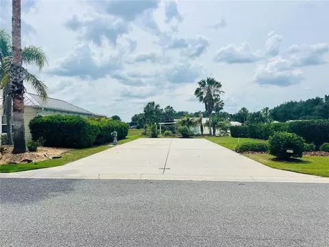 9450 SE 47th Way, Webster, FL 33597