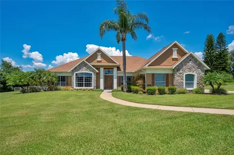 7629 Lake Angelina Dr, Mount Dora, FL 32757