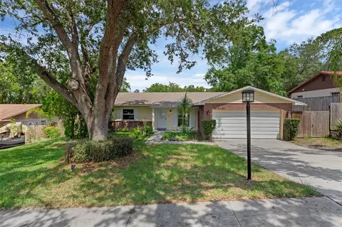 209 Edgewood Dr, Clermont, FL 34711