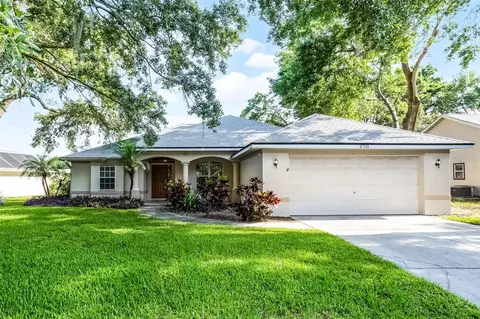 2711 Bayview Dr, Eustis, FL 32726