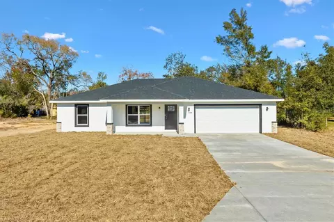 9319 SE 157th St, Summerfield, FL 34491