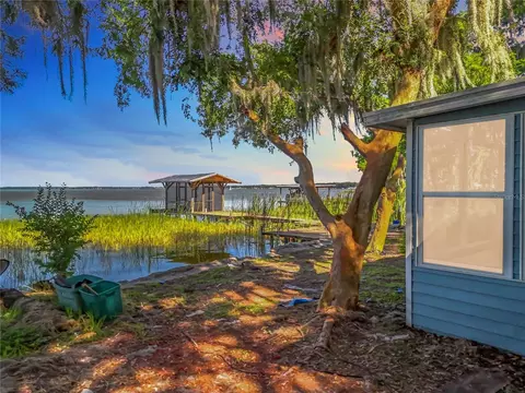 1107 Northshore Dr, Eustis, FL 32726