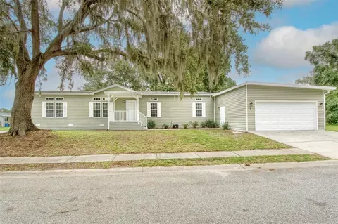 25156 Buttonwood Dr #126, Astatula, FL 34705