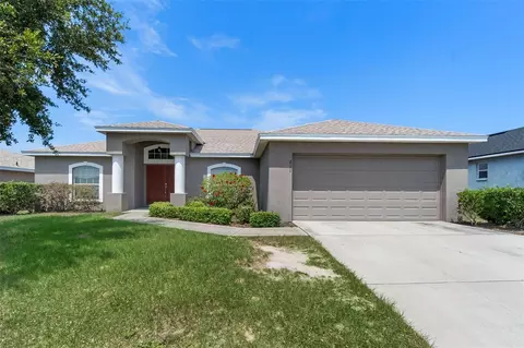 211 Highland Meadows Ct, Davenport, FL 33837