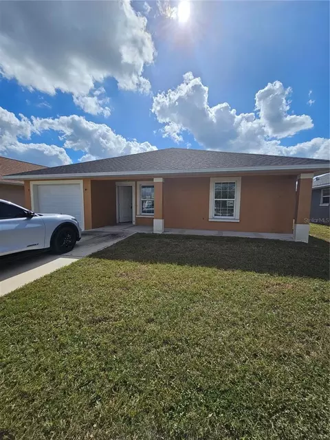 1544 Blue Bayou Cir, Ruskin, FL 33570