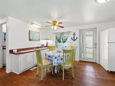 5527 Williamsburg Ln, Wildwood, FL 34785