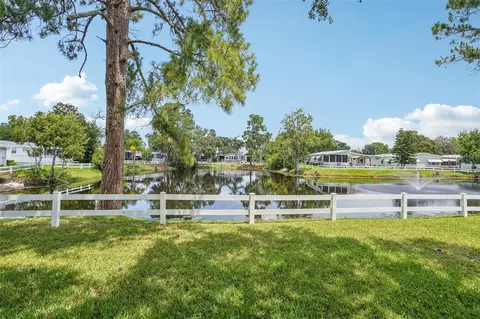 3316 Rainbow Rd, Tavares, FL 32778
