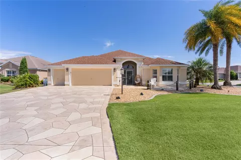 2077 Vickers Pl, The Villages, FL 32163