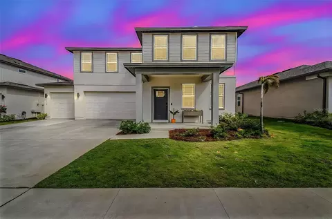 2350 Gold Dust Dr, Clermont, FL 34715