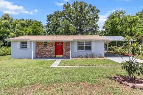 1817 W Gardenia Dr, Citrus Springs, FL 34434